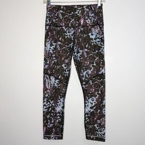 Lululemon Top Speed Full-On Luxtreme Abstract Polka Dot Crop Leggings 4